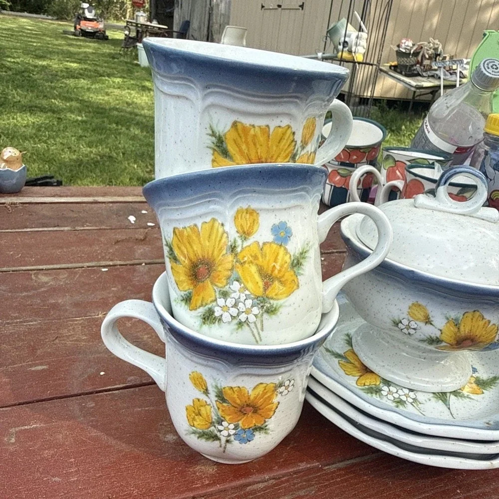 VTG Mikasa Country Club AMY 3 Teacups Saucers‎ Creamer Japan Blue Yellow Flowers